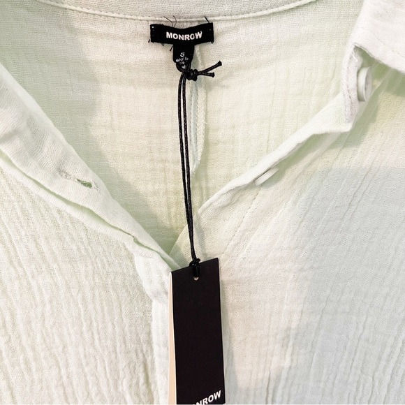 Monrow Twist Front Gauze Long Sleeve Button Down Faded lime Size Small S NWT - Picture 3 of 6